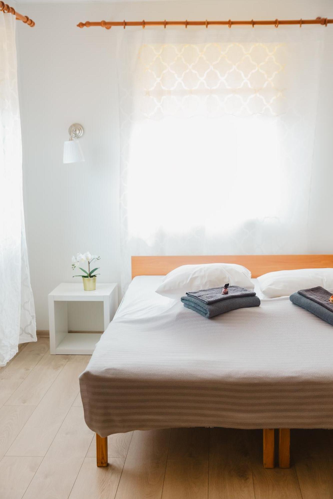 Konrad Family Guesthouse Kuressaare Rum bild